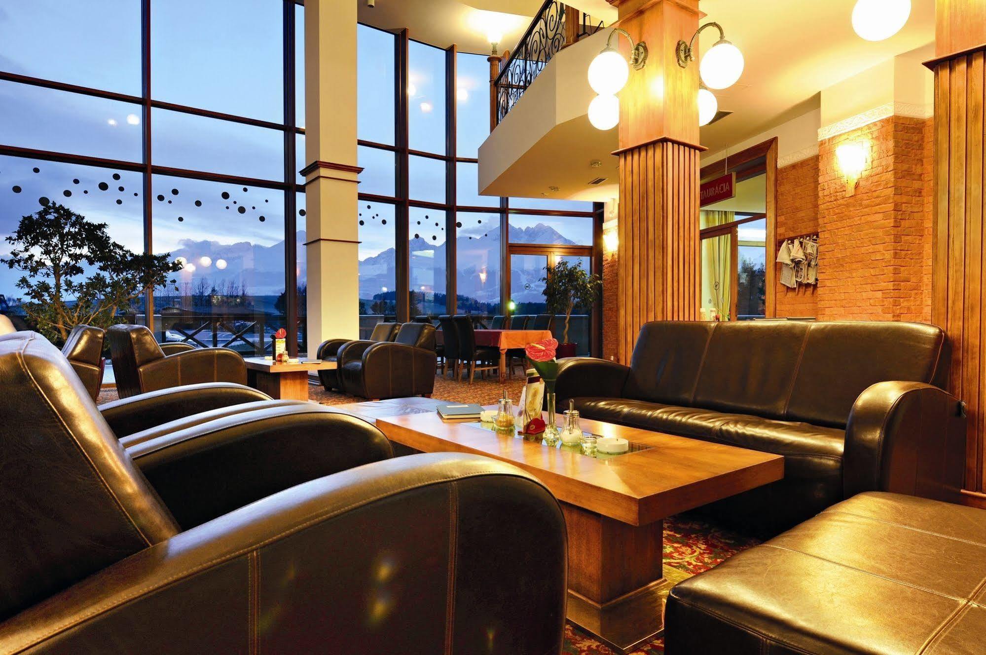 Hotel International Wielka Łomnica Zewnętrze zdjęcie